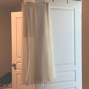 Ankle length cream / off white maxi skirt